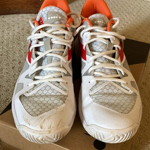 Diadora tennis court shoes - Picture 3 of 8